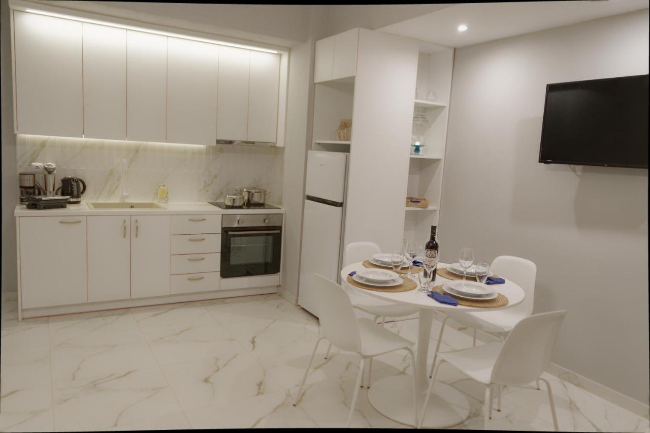 Niriides Apartments Porto Heli Exterior photo