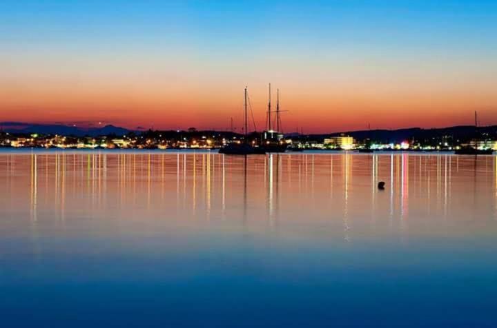 Niriides Apartments Porto Heli Exterior photo